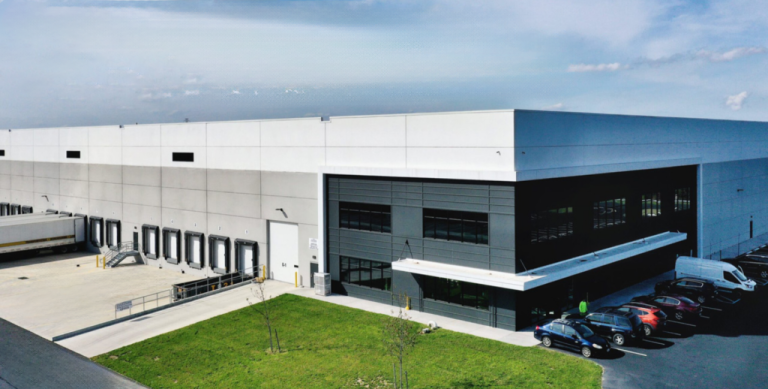 PNK GROUP. Versatility & Customization